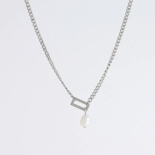 Silver necklace with a geometric shape and pearl pendant