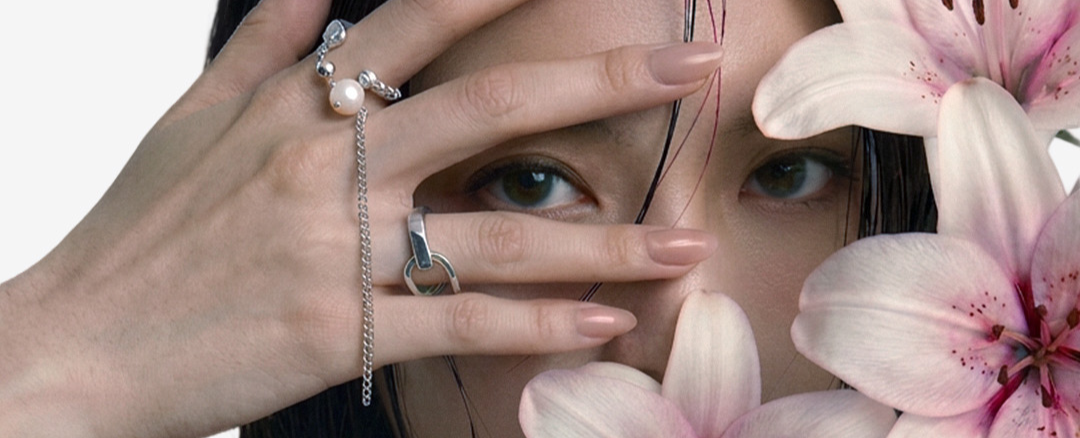 How to Clean Your Jewelry for Summer