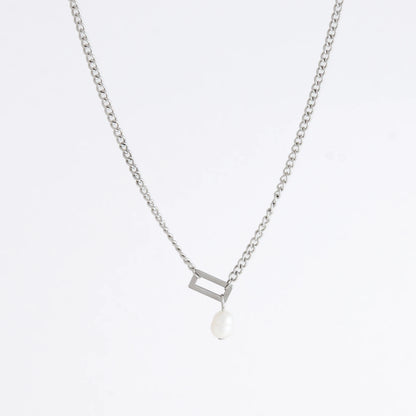 Silver necklace with a geometric shape and pearl pendant